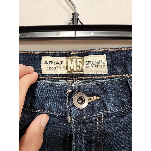 Ariat Legacy M5 Straight Fit Straight Leg Mens 33x34 Blue Lt. Wash, 31.5 Inseam - Picture 2 of 12